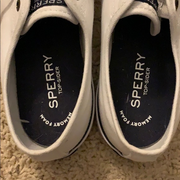 Sperry boat shoes - Picture 2 of 3